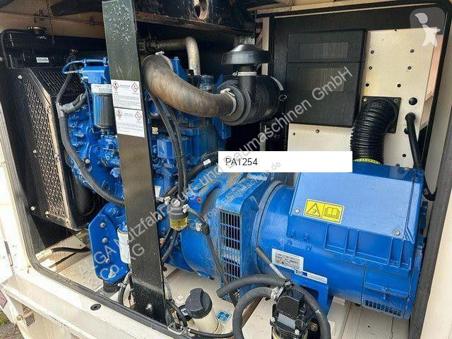 Stavebný stroj Perkins Wilson P33-2. 33kVA. ....
