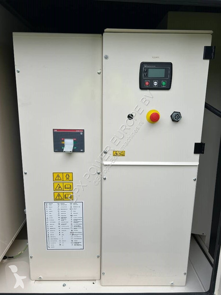 Stavebný stroj FG Wilson P450-3 - 450 kVA...