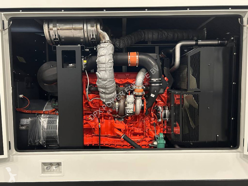 Stavebný stroj Scania DC13 072A - 550 kVA Stage...
