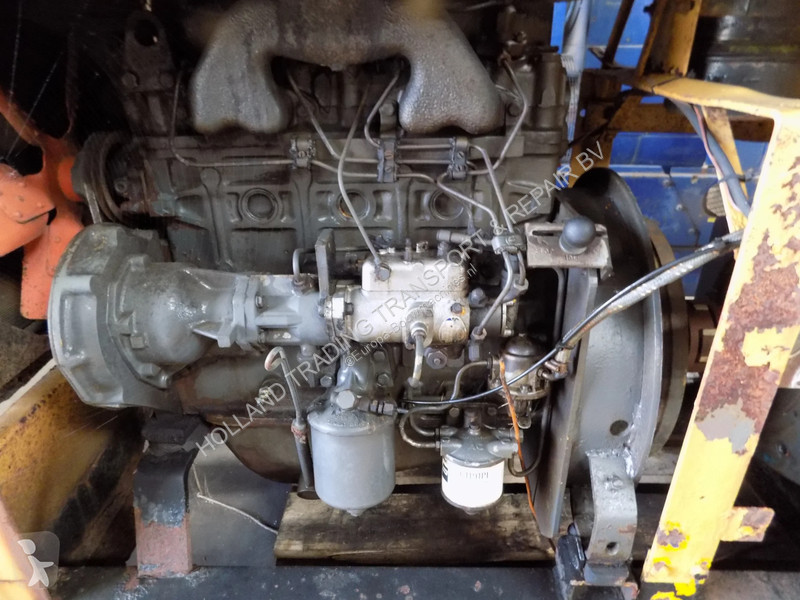 Stavebný stroj  4 cillinder iveco watergekoeld