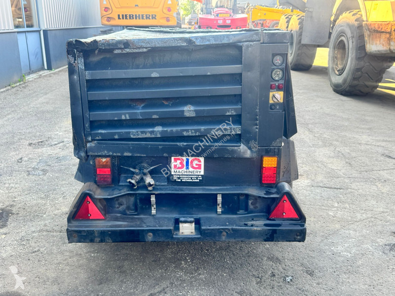 Stavebný stroj Atlas Copco 02364