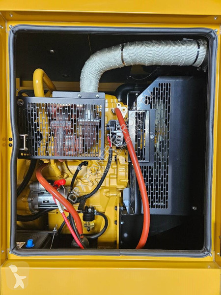 Stavebný stroj Caterpillar DE65GC - 65 kVA...