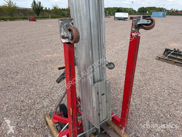 Utilaje de santier Genie  SLC-24