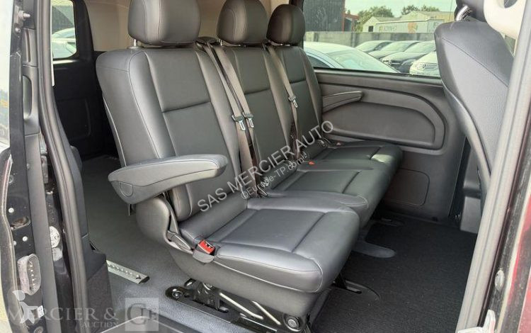 Stavebný stroj Mercedes