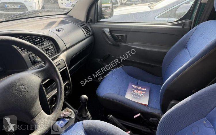 Stavebný stroj Peugeot