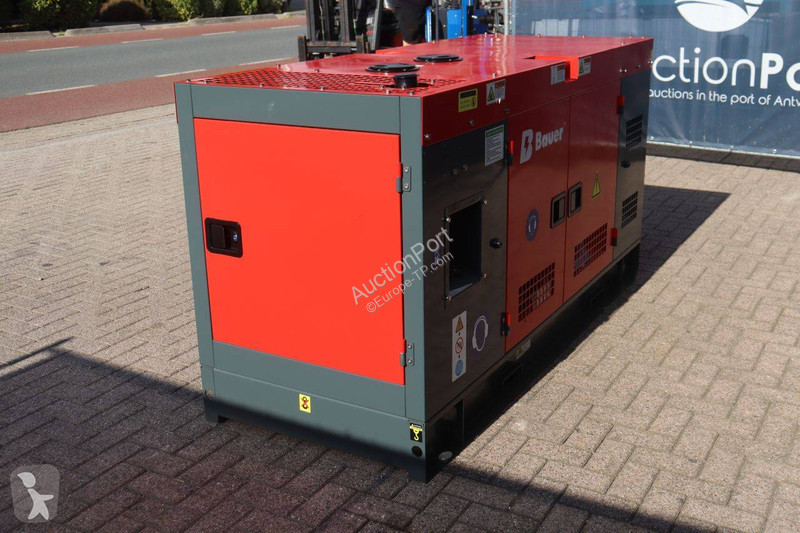 Будівельне обладнання Bauer STC-30