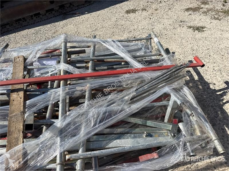 Svelt Dingo Scaffolding construction