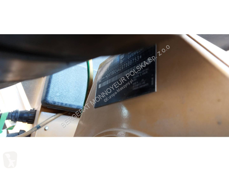 Material de obra Caterpillar DE110E3