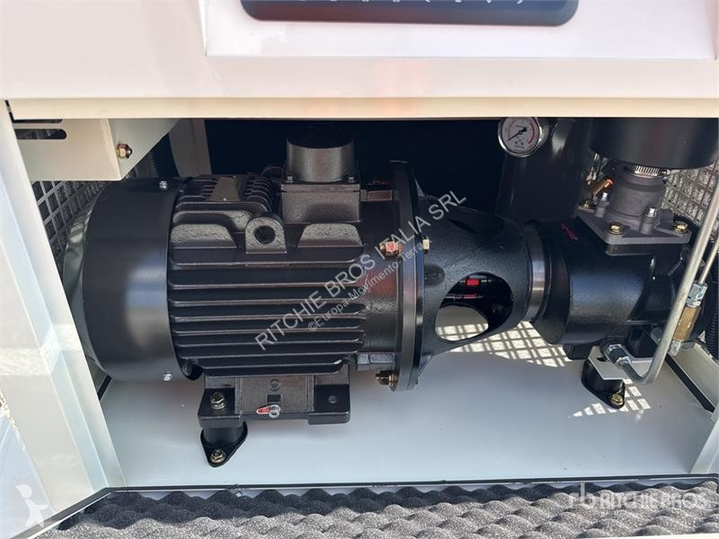 Material de obra  Zelfir 7.5 kW Air Compressor...