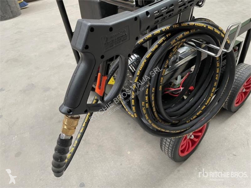 Material de obra  Newland Pressure Washer 275...