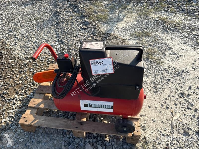 Vägbyggmaterial  Ferrua Panther Air Compressor