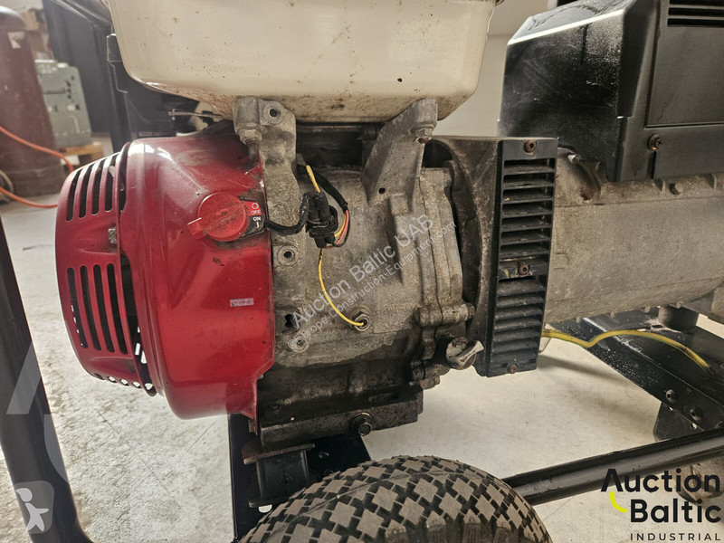 Sprzęt budowlany  WP220DCH