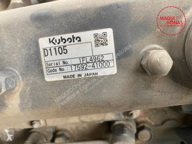 آلة لمواقع البناء Doosan R1130F V9