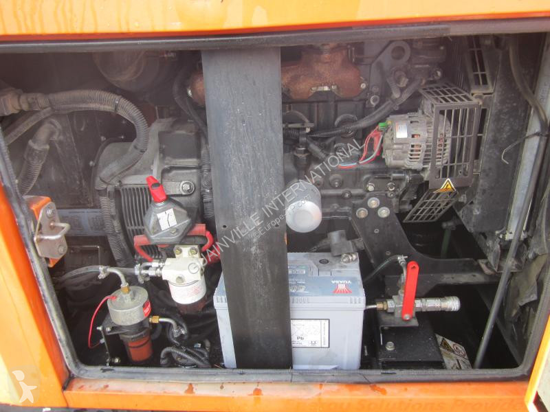Entreprenørmaskiner SDMO  R22