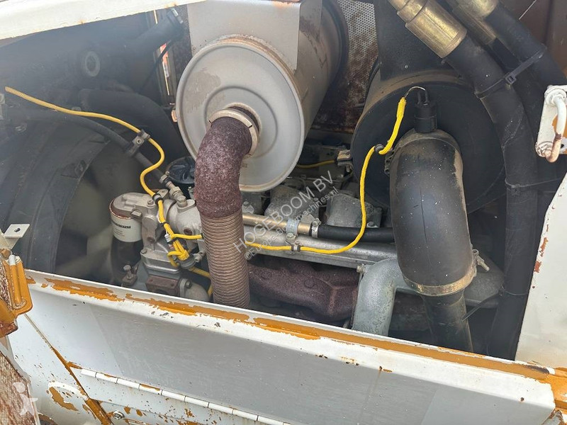 جرافة Liebherr RL 22 B