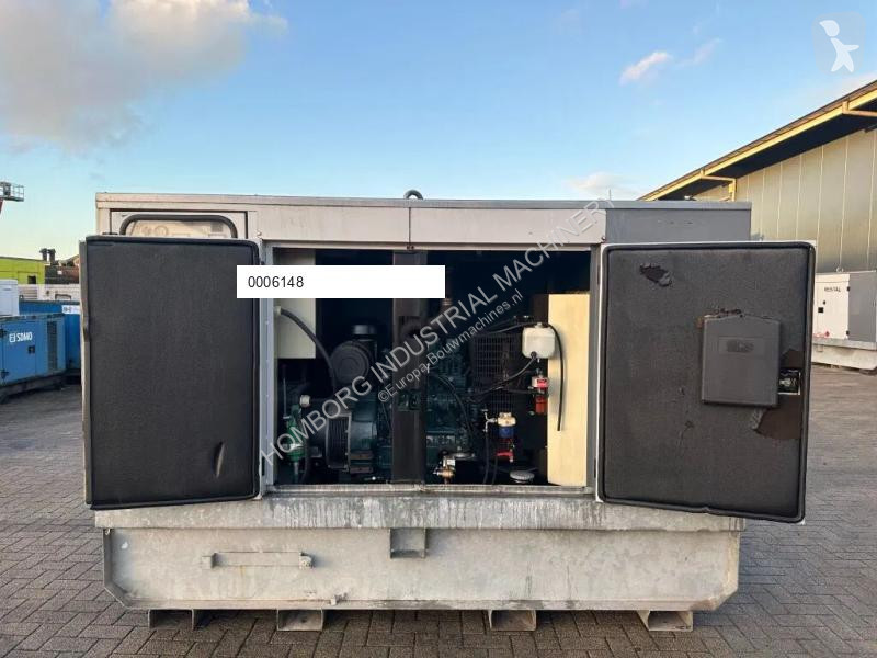 آلة لمواقع البناء Europower EPUS44TDE Kubota...