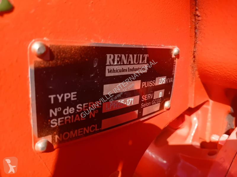 آلة لمواقع البناء Renault  275kva