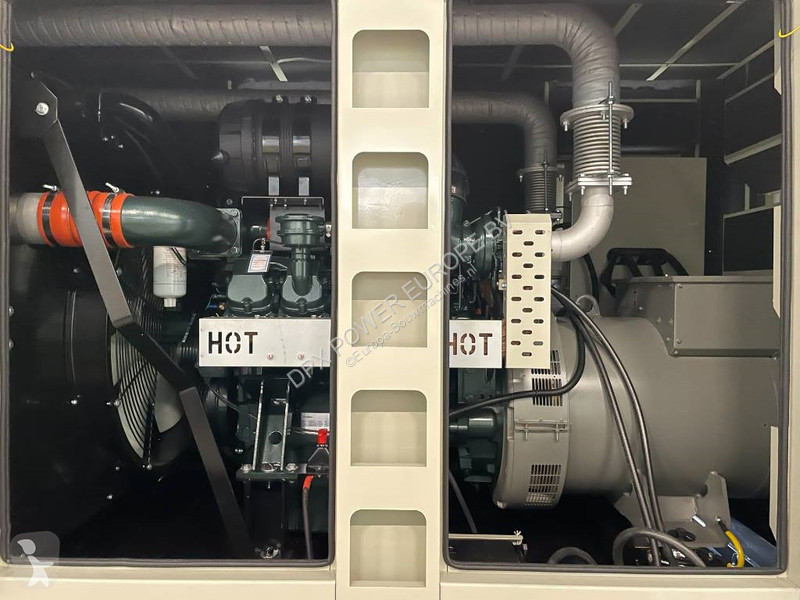 Stavebný stroj Hyundai DP158LC - 510 kVA...