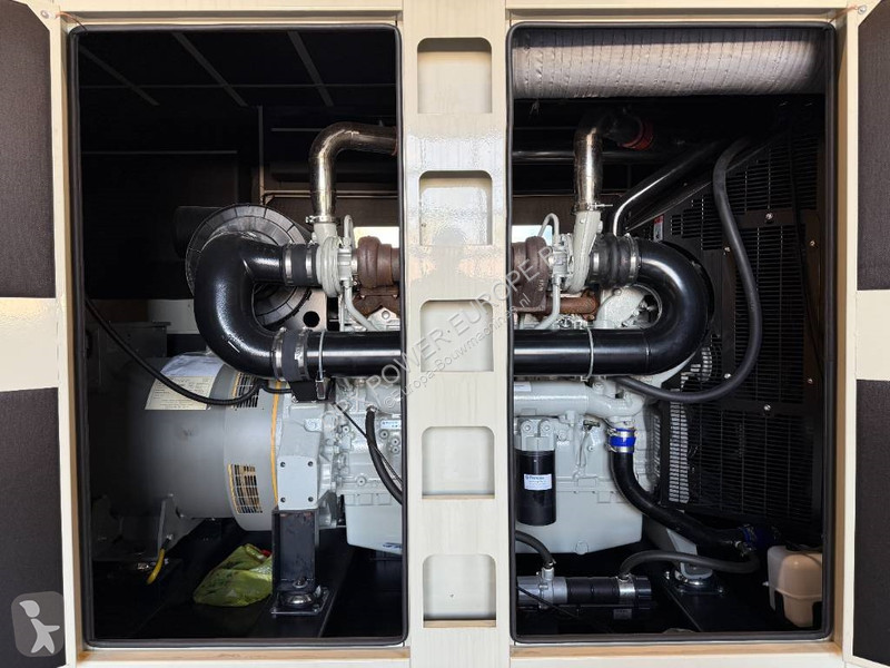 Stavebný stroj Perkins 2806D-E18TAG1A - 700 kVA...