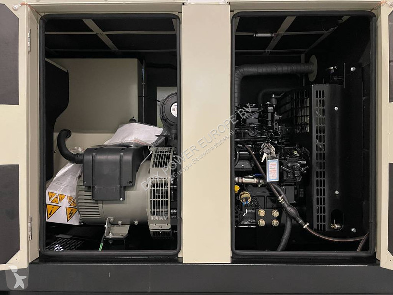Stavebný stroj Perkins 403D-15 - 15 kVA...
