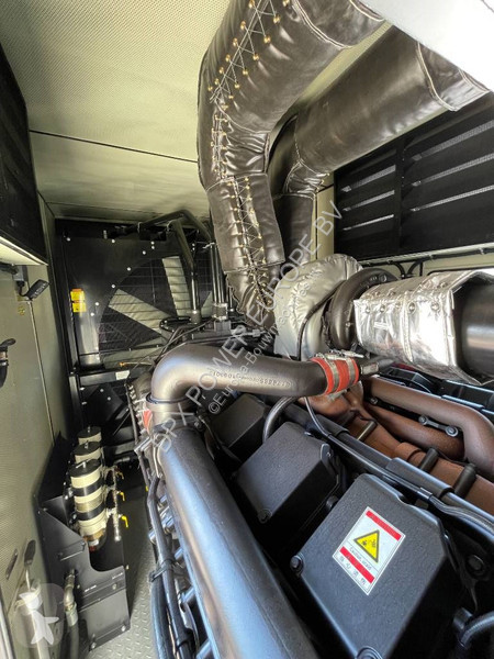 Stavebný stroj Cummins KTA50GS8 - 1.675 kVA...