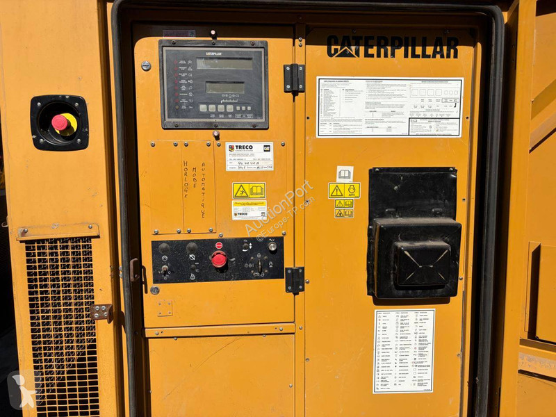 Stavebný stroj Caterpillar 300
