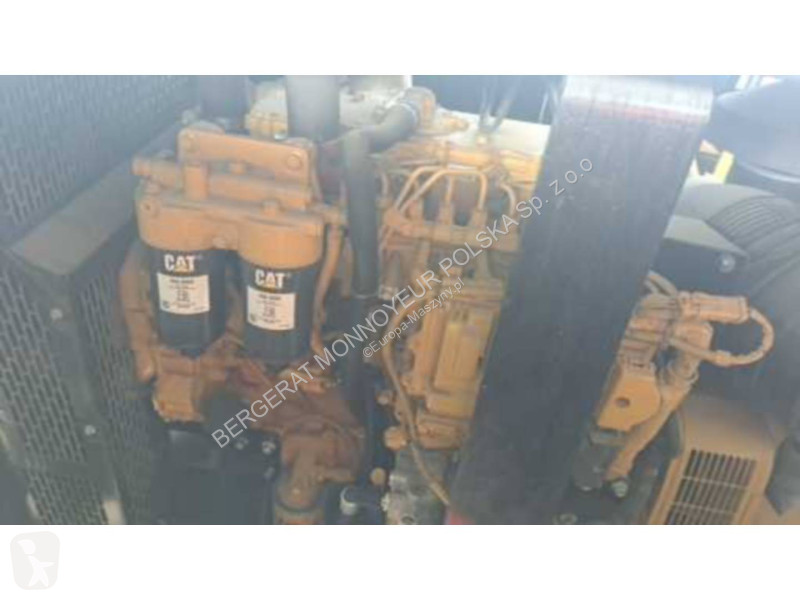 Material de obra Caterpillar DE110E3