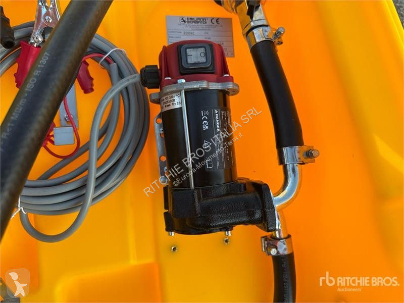 Material de obra Emiliana Serbatoi EU-TANK 220...