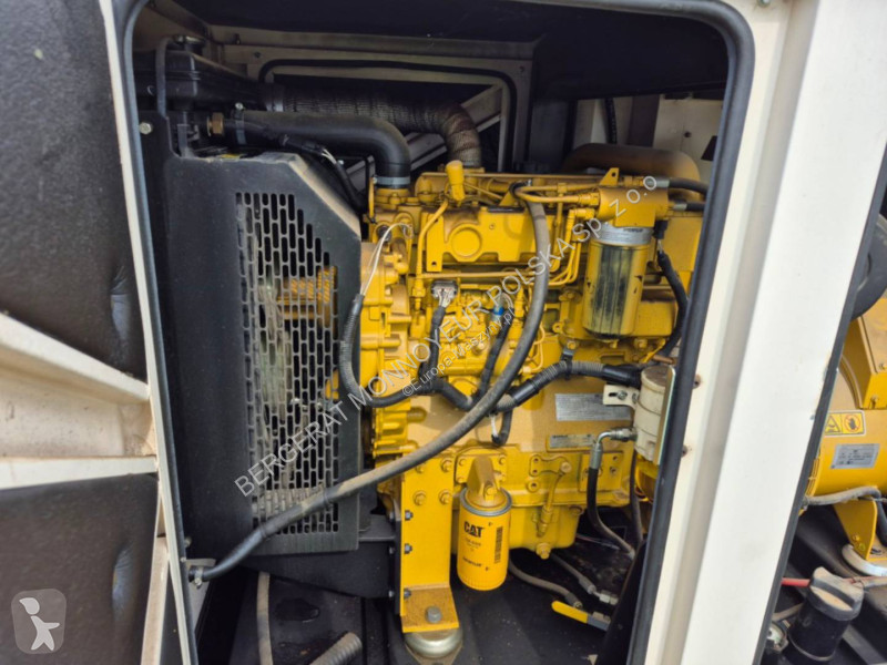 Vägbyggmaterial Caterpillar XQP60