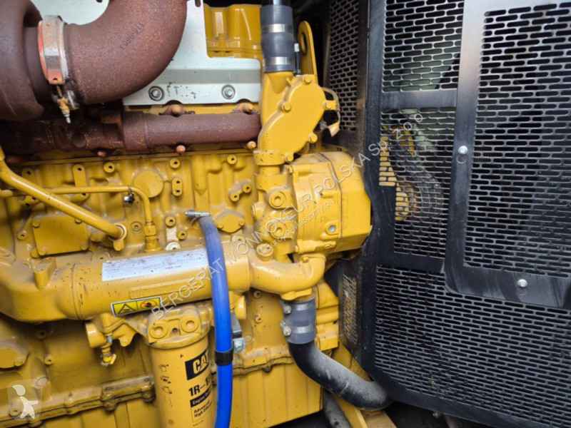 Vägbyggmaterial Caterpillar DE550E3