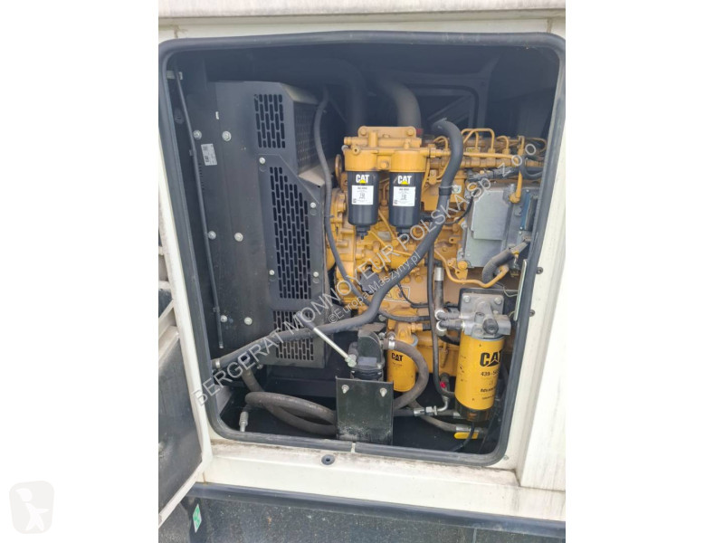 Vägbyggmaterial Caterpillar XQP100