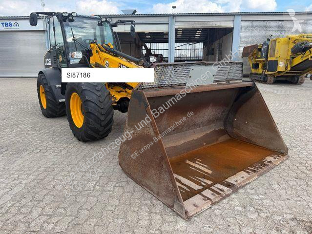 Matériel de chantier JCB