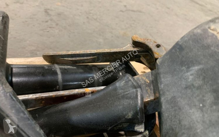 آلة لمواقع البناء  lot de
