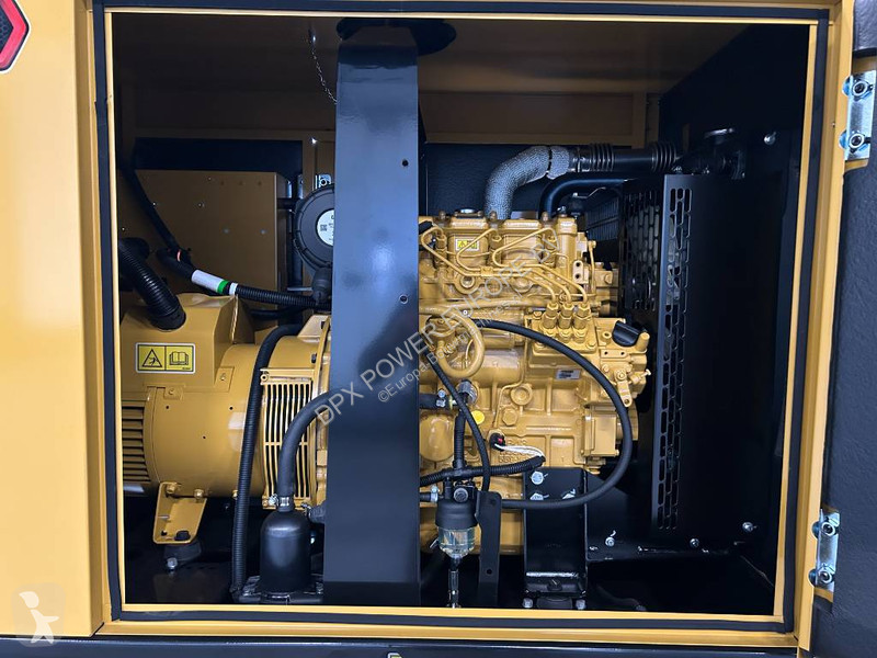 آلة لمواقع البناء Caterpillar DE13.5E3 - 13.5...