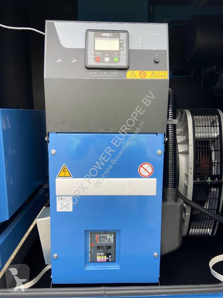 Materiaal voor de bouw SDMO J110 - 110 kVA...