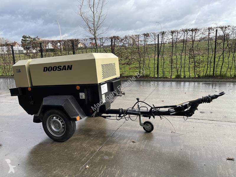 آلة لمواقع البناء Doosan 7 / 41 - N