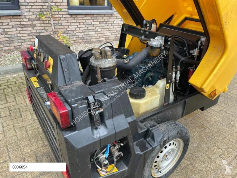 Material de obra Kaeser M27 Kubota 2,7 m3 / min...