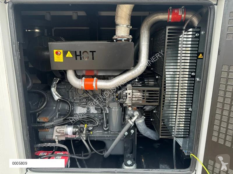 Materiaal voor de bouw Himoinsa HFW 120 Iveco...