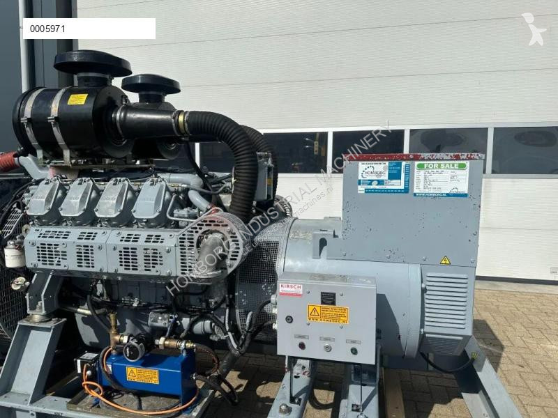 آلة لمواقع البناء Iveco GE 8281 SRI27 00A71...