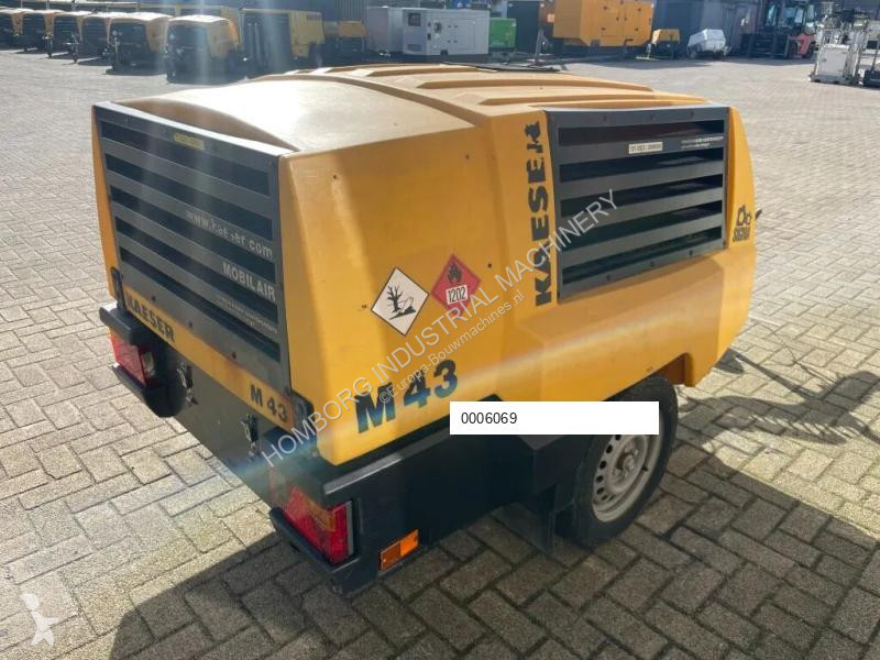 Material de obra Kaeser M43 Kubota 4,2 m3 / min...
