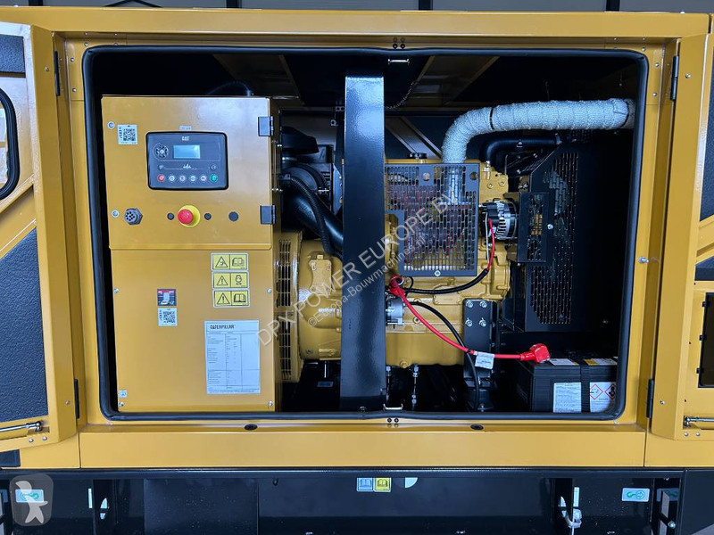 Material de obra Caterpillar DE88E0 - 88 kVA...