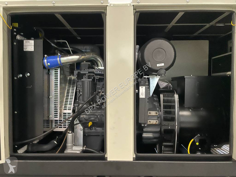 آلة لمواقع البناء Iveco NEF45TM3 - 132 kVA...