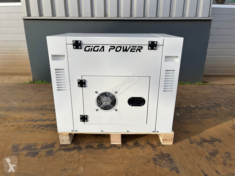 Stavebný stroj  PLD12000SE 10 kVA silent generator