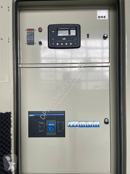 Stavebný stroj Hyundai DP180LB - 710 kVA...