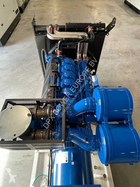 Stavebný stroj FG Wilson P900-1 - 900 kVA -...