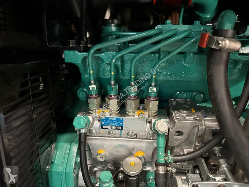 آلة لمواقع البناء Cummins C66D5EQ(S) GENERATOR...