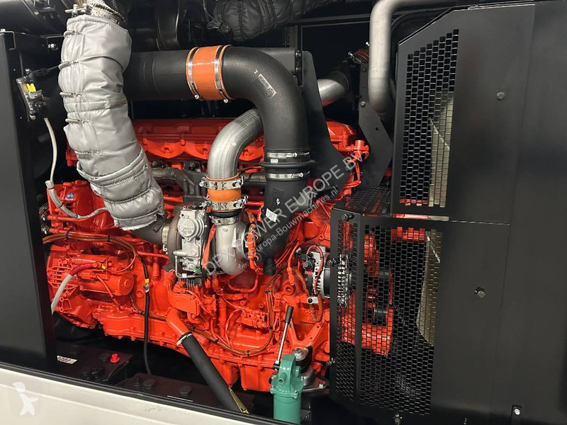 Stavebný stroj Scania DC13 072A - 550 kVA Stage...