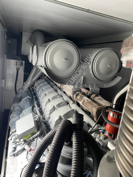 Stavebný stroj Perkins 4016-TAG2A - 2.200 kVA...