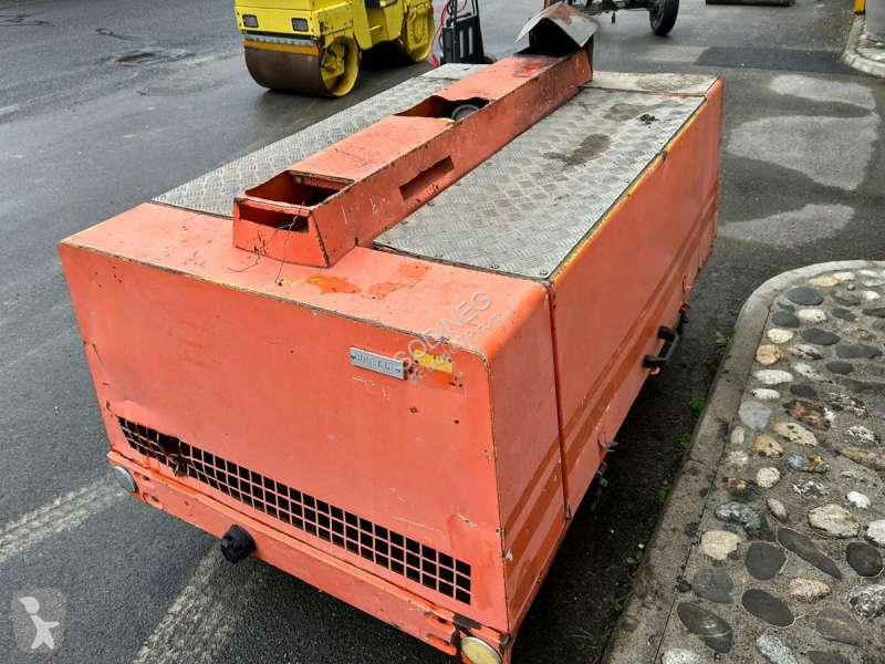 Stavebný stroj Atlas Copco