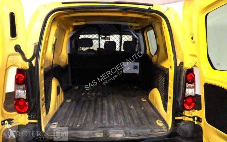 Véhicule utilitaire  berlingo